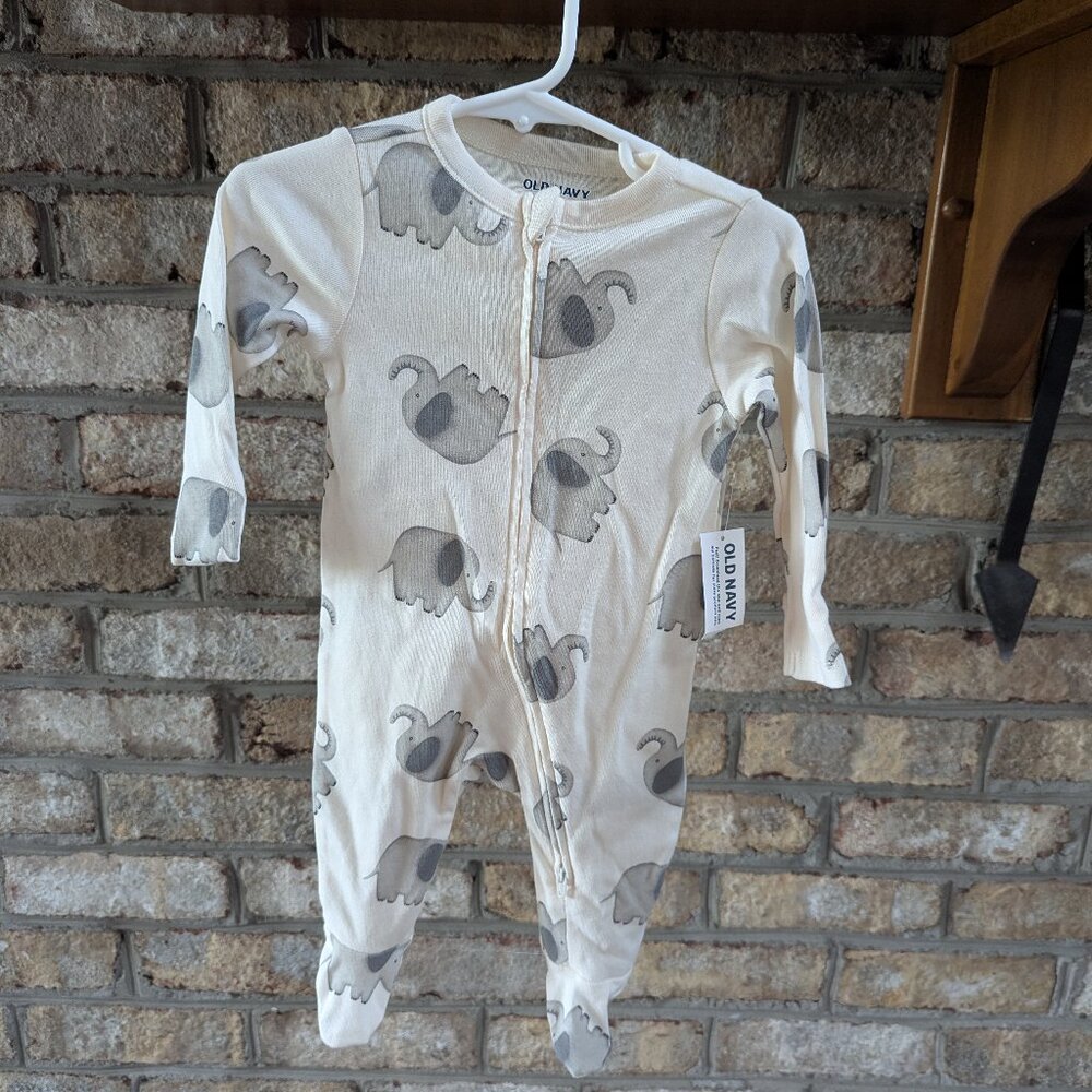 NWT Old Navy 3-6 Month Footie Sleeper Pajamas Elephant
